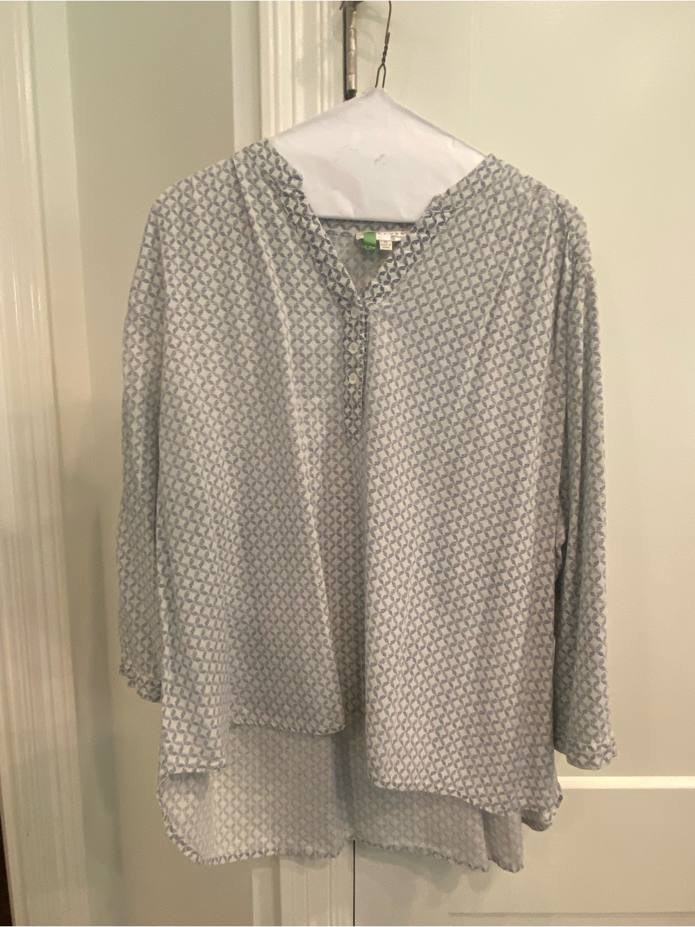 Kenar Soft Gray Printed Long-Sleeve Henley Blouse